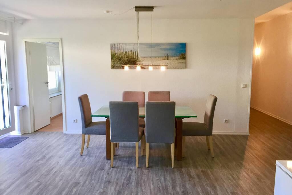Apartment 120 Qm -3 Schlafzimmer-2 Baeder- Fuer 7 Gaeste Düsseldorf Eksteriør billede